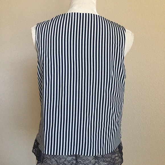 Striped Sleeveless Top w/ Lace Detail - Picture 3 of 5
